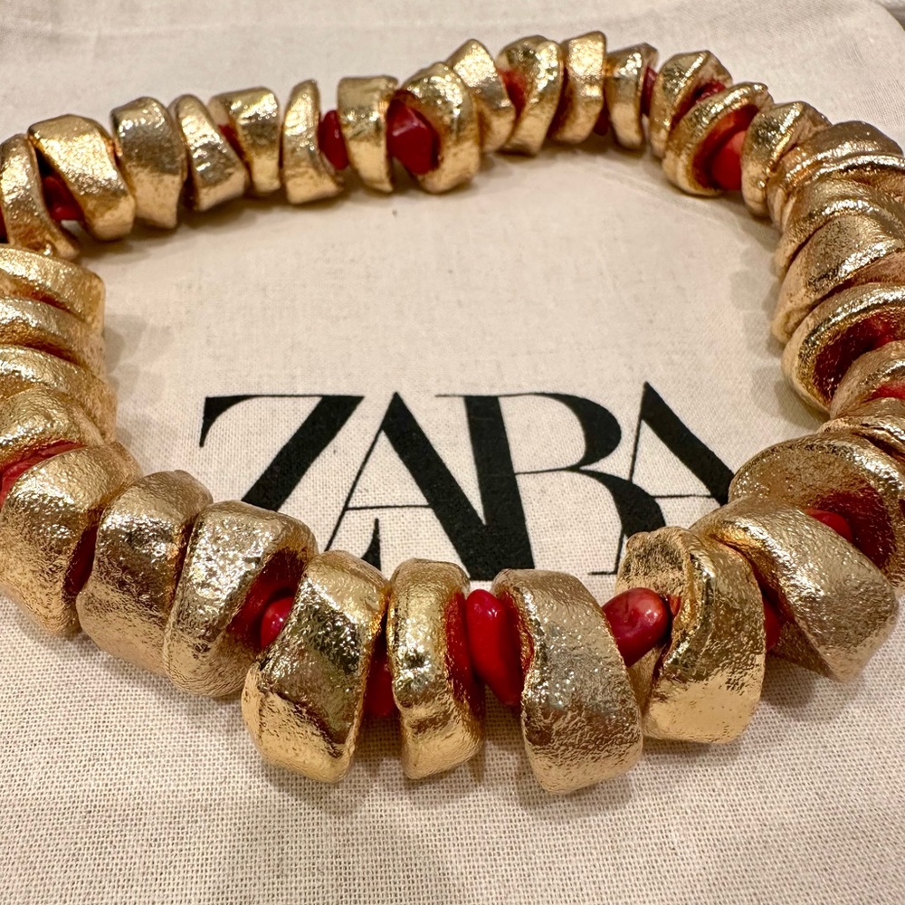 Zara Mixed Stone Necklace - Gold and Coral Red Statement Necklace NWOT - Picture 8 of 11